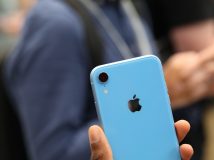 РФ змусила Apple визнати Крим російським: як це трапилось?