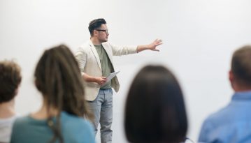 Кабмін передасть 171,1 млн грн на зарплати вчителів