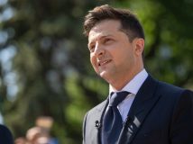 Зеленський проти Тимошенко: чому політики влаштували «батл» у мережі, та до чого тут секзизм?