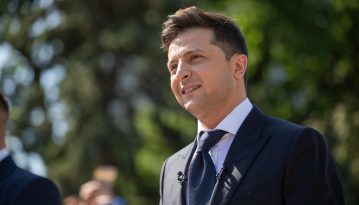 Зеленський проти Тимошенко: чому політики влаштували «батл» у мережі, та до чого тут секзизм?