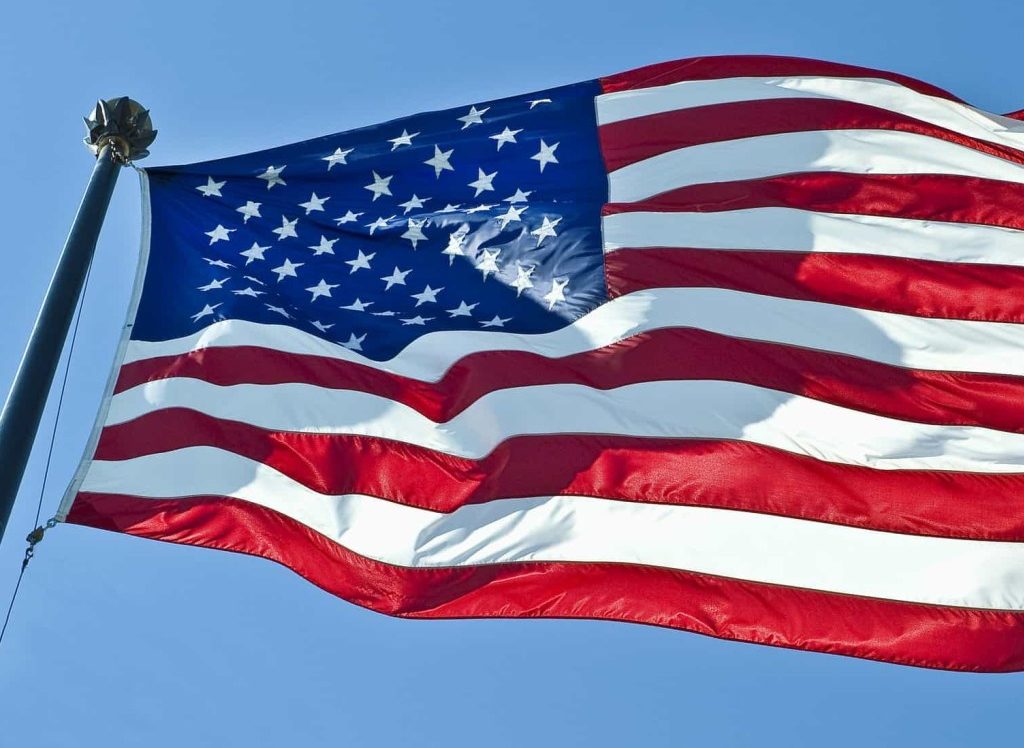 США заморозили допомогу Україні через 90 хвилин після розмови Трампа із Зеленським