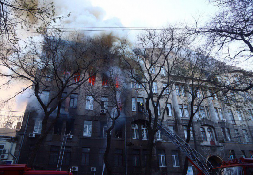 Пожежа в Одесі: уряд виділить майже 4 млн грн на ліквідацію наслідків та компенсацію родинам загиблих