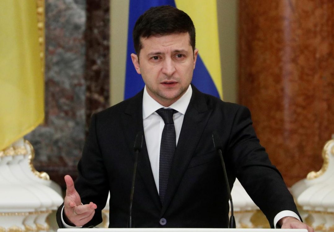Українці почали краще ставитися до Зеленського, незадоволених стає все менше (опитування)