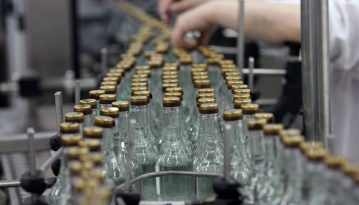 Зеленський підписав закон про скасування державної монополії на виробництво спирту