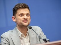 Дубілет обіцяє скасувати «зарплатне рабство»