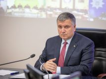 Аваков пояснив, хто і як патрулюватиме вибори на окупованих територіях
