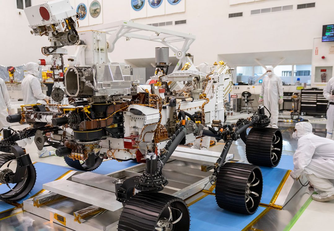 Науковці з NASA показали унікальні кадри випробування марсоходу Mars 2020 (відео)