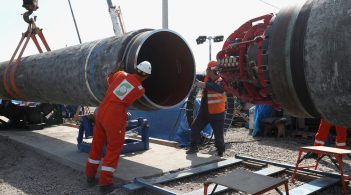 Компанія Nord Stream 2 просить у Німеччини дозволу будувати газопровід узимку, екоактивісти проти