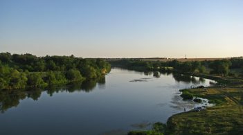 В одній із річок України знайшли стародавній меч віком понад півтисячі років (фото)