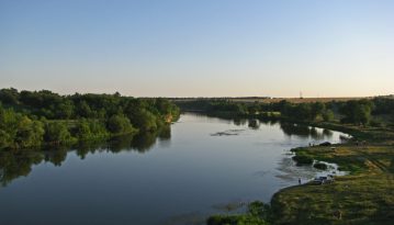 В одній із річок України знайшли стародавній меч віком понад півтисячі років (фото)