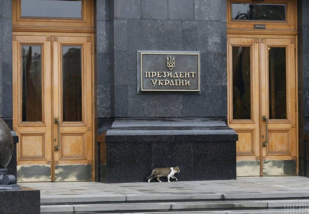 Друзі Зеленського з «Кварталу» і родичі його помічників регулярно ходять на Банкову