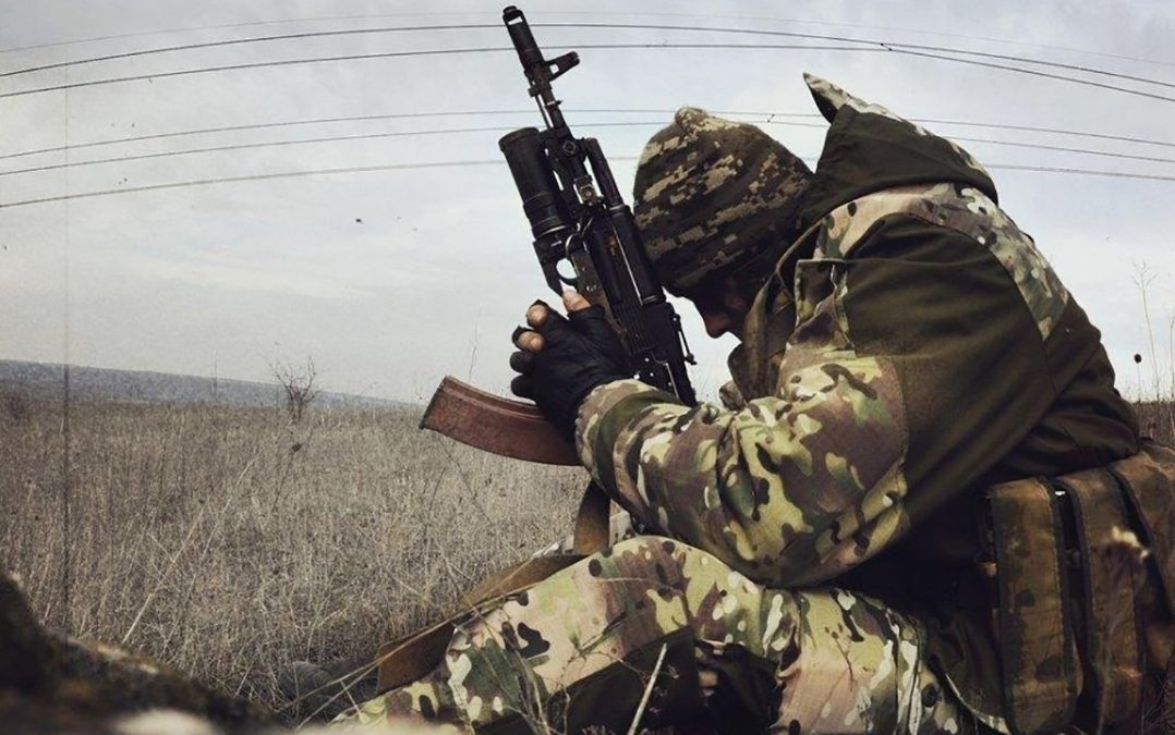 На Донбасі загинув український захисник, окупанти відкривали вогонь 11 разів