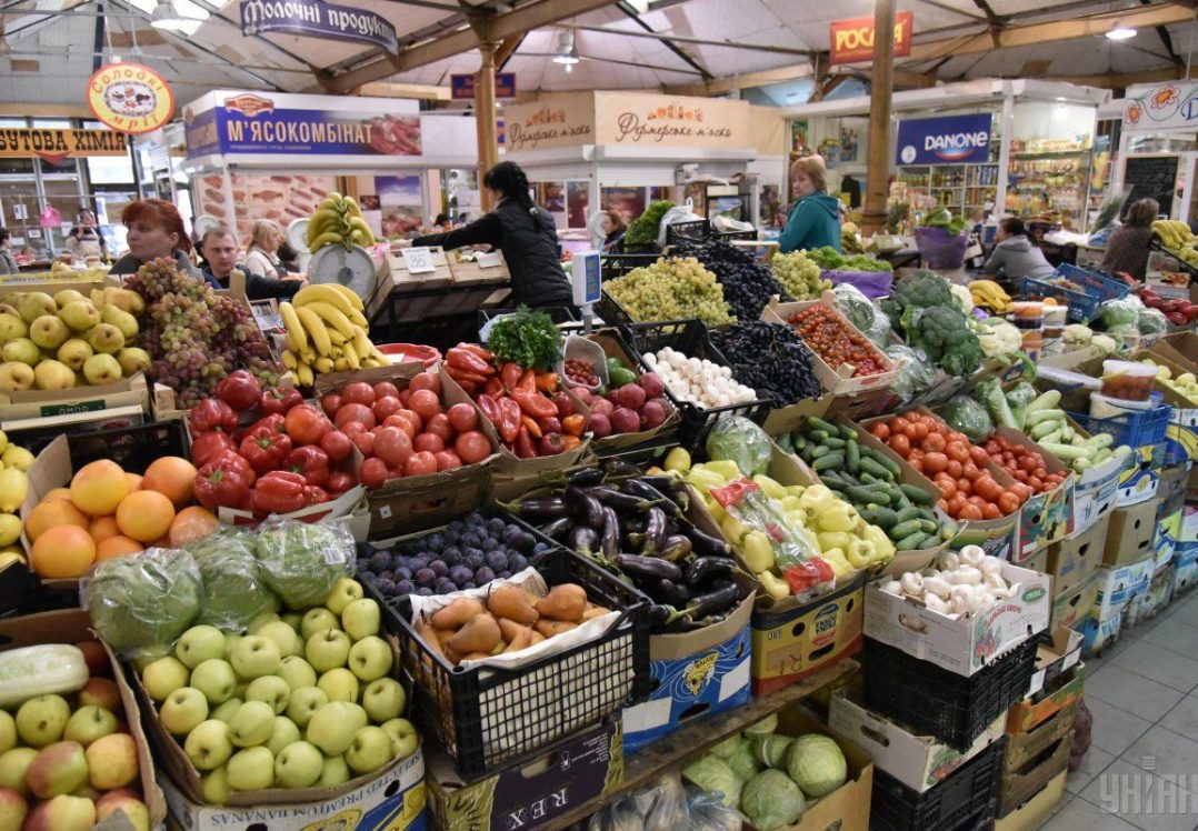 Україна експортувала на 9,37 млрд доларів менше, ніж купила товарів за кордоном