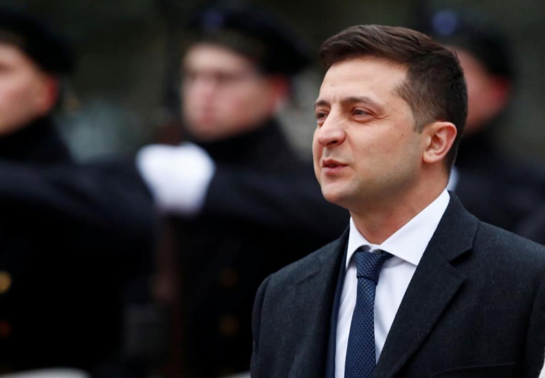 Українці вважають Зеленського та «Слугу народу» головними рушіями реформ – опитування