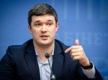 «Це потрібно пережити»: Федоров підтримав прем'єра і заявив про «сильну хвилю» проти уряду