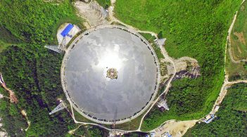 Науковці ввели в експлуатацію найбільший у світі радіотелескоп