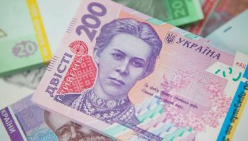 Нацбанк виявив партію фальшивих банкнот номіналом 200 грн: як зрозуміти, що перед вами підробка?