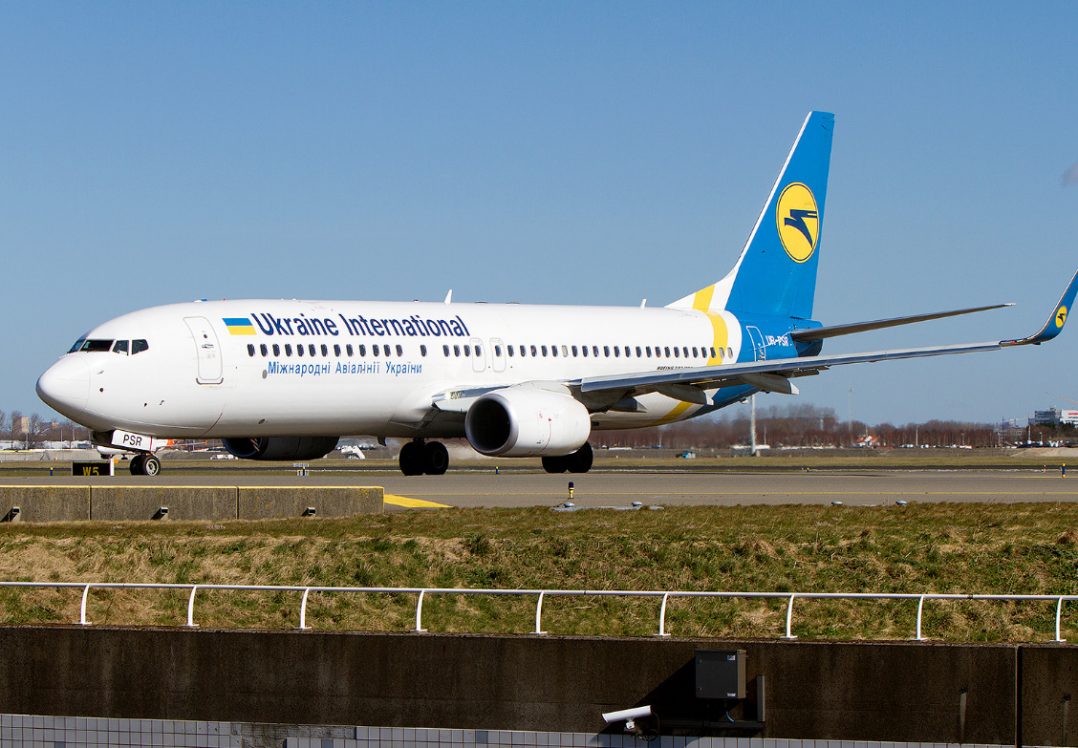 Катастрофа літака МАУ: Boeing готовий допомогти, виробник двигунів застерігає від спекуляцій