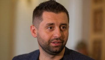 Арахамія: жодної відмови від євроінтеграції не відбувається