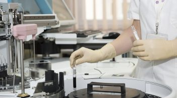 У Китаї ще одна людина померла від невідомого вірусу