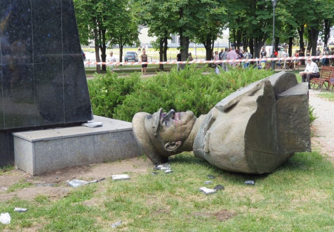 Мінкульт не визнав харківський пам’ятник Жукову пам'яткою
