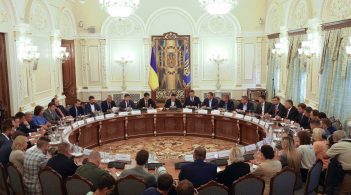 В Офісі президента скликають засідання РНБО на тлі загострення на Донбасі