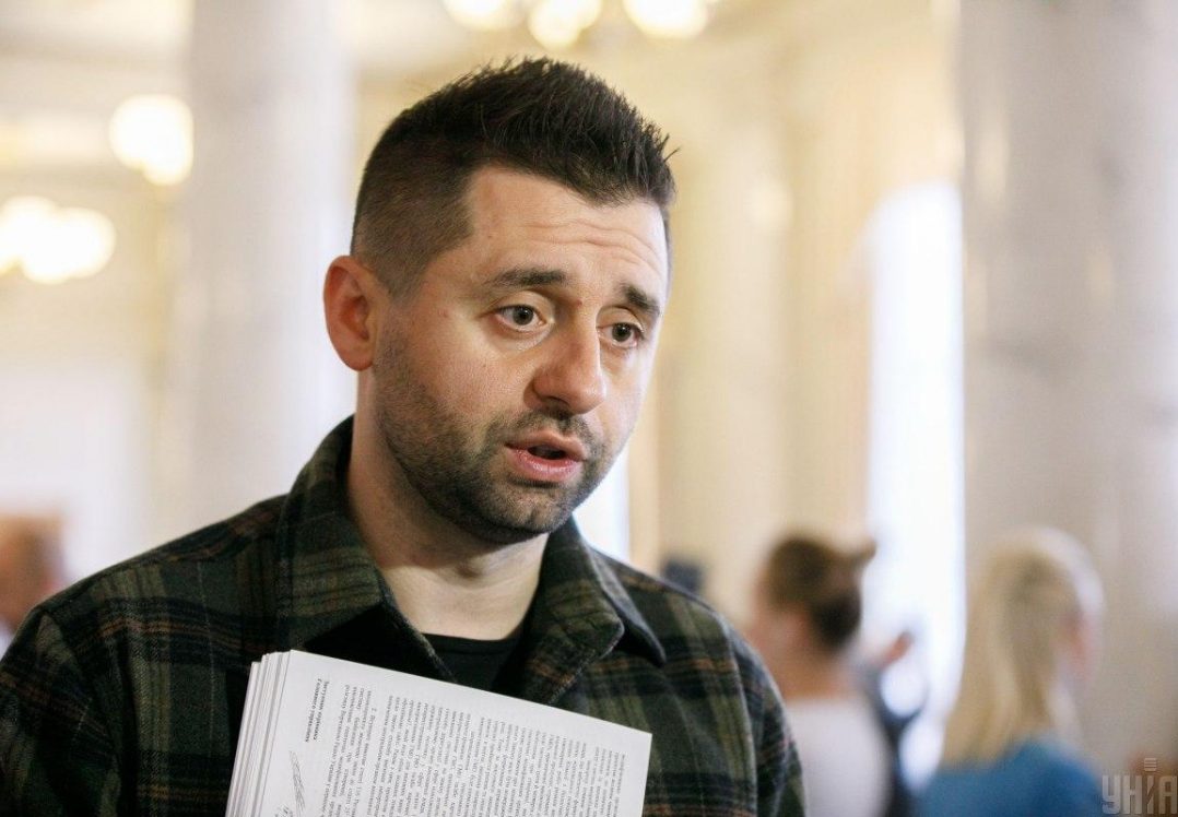 Арахамія вибачився за слова про відновлення водопосточання до Криму