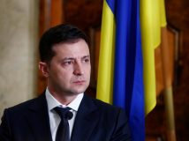 Офіс президента йде до суду після розслідування «Схем» про візит Зеленського до Оману