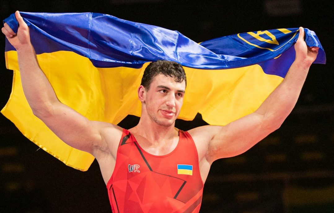 Українець Семен Новіков став чемпіоном Європи з греко-римської боротьби