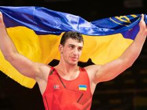 Українець Семен Новіков став чемпіоном Європи з греко-римської боротьби