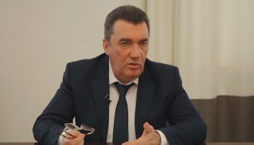 Україна має списки жителів окупованого Донбасу, які отримали паспорти РФ