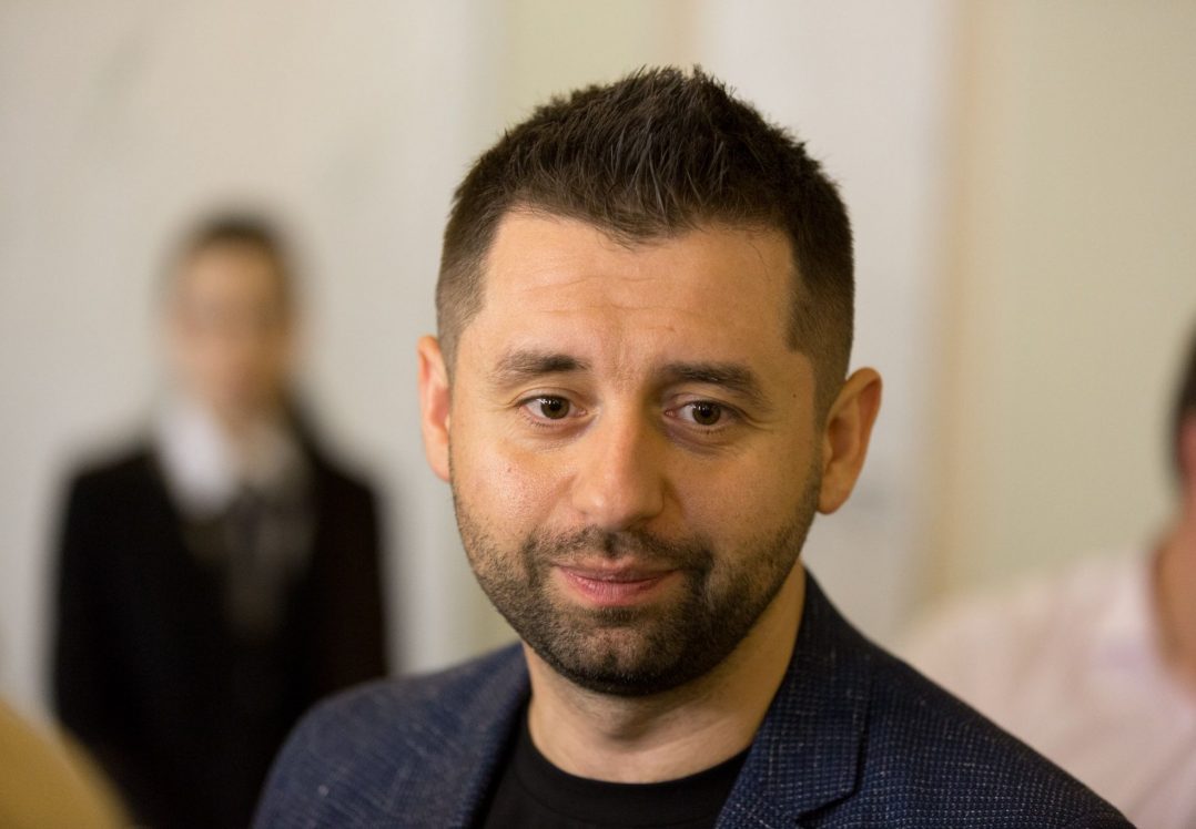 Закон про ринок землі такими темпами можуть ухвалити у квітні – Арахамія