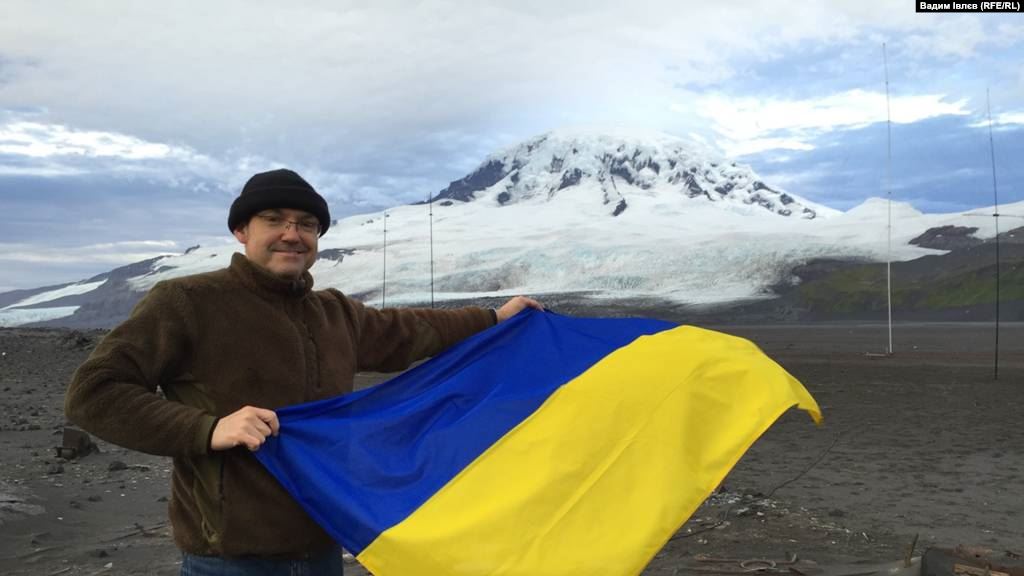 З України в Антарктиду зі своєю антеною: історія радіоаматора та мандрівника Вадима Івлєва