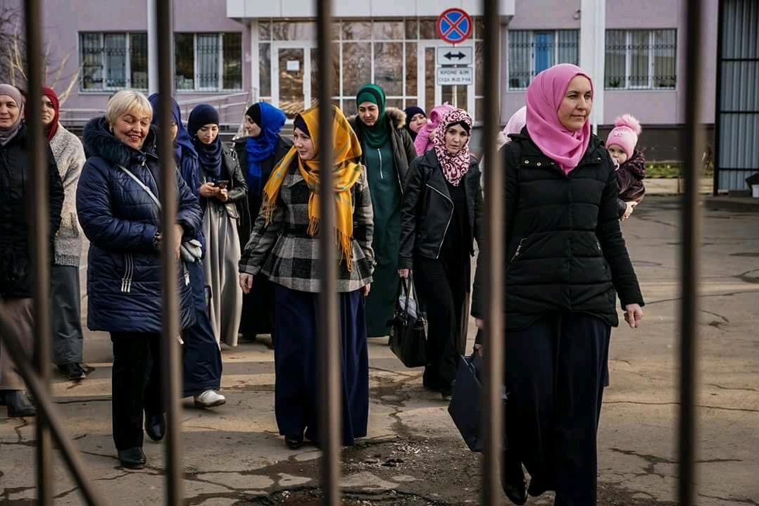 Адвокати з Криму Ліля Гемеджі та Едем Семедляєв – про тиск окупантів, суди над кримськими татарами, підтримку рідних та народу