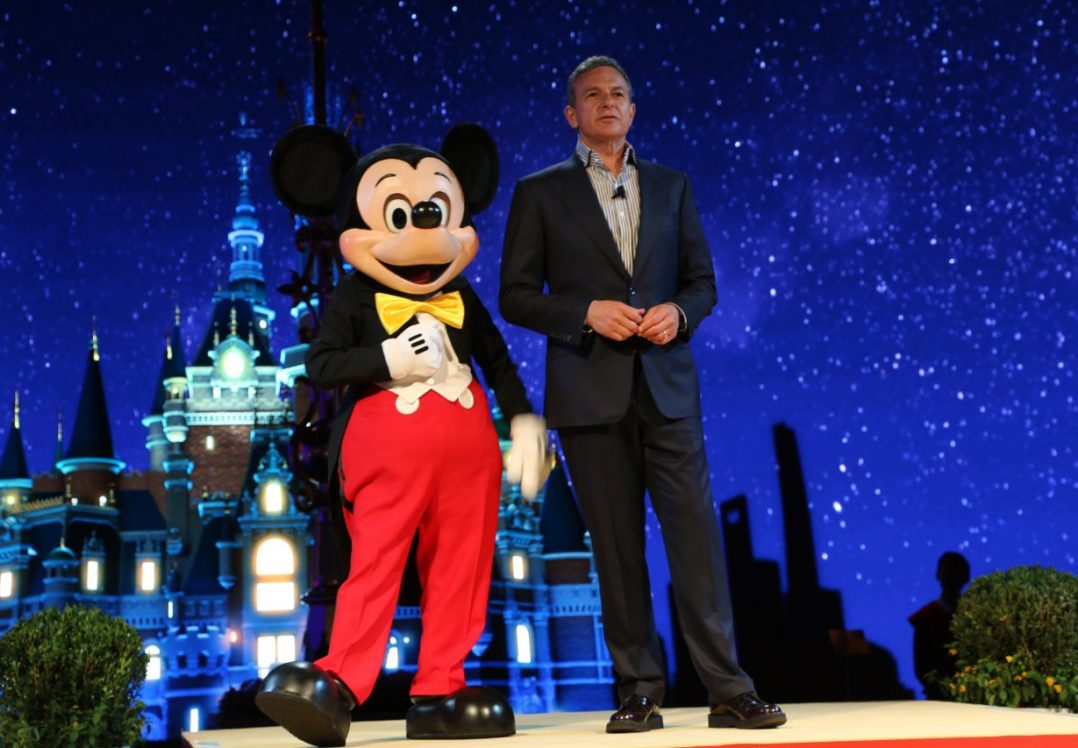 Глава Disney Роберт Айгер йде з посади після 15 років роботи