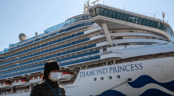 Влада Японії дозволила часткову евакуацію пасажирів Diamond Princess