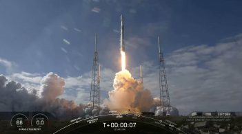 SpaceX успішно запустила на орбіту 60 супутників для роздачі інтернету