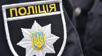 Біля Львова в опломбованій фурі знайшли громадян Афганістану