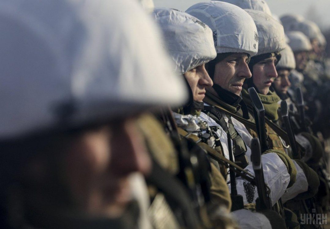 За минулу добу на Донбасі зафіксували два обстріли, один військовий поранений