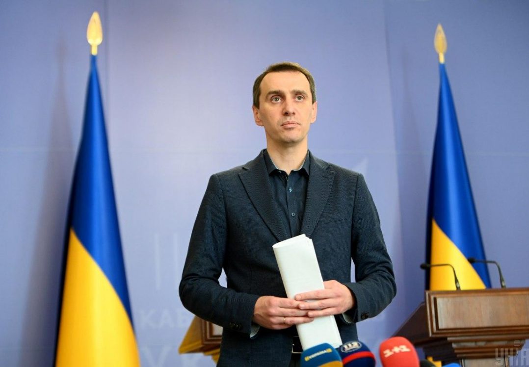 При районних лікарнях створять бригади, які будуть виїжджати до людей з підозрою на COVID-19