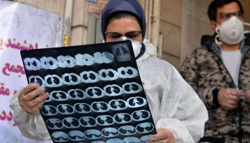 В Ірані від коронавірусу одужала 103-річна жінка