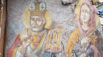 В Україні на горищі храму знайшли старовинні ікони