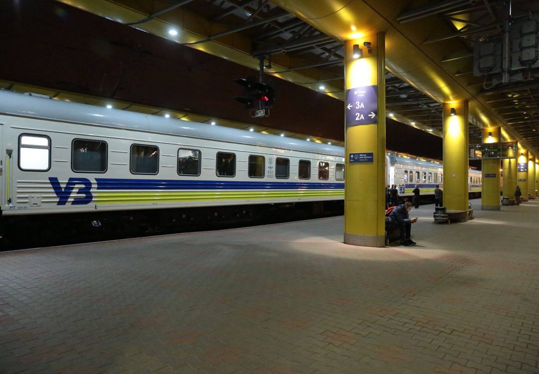 Правоохоронці почали супроводжувати пасажирські потяги «Одеса – Москва»