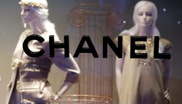 Chanel вироблятиме захисні маски та халати