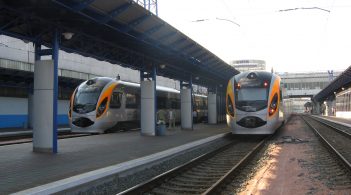 Українцям за тиждень повернули гроші за 400 тис. залізничних квитків