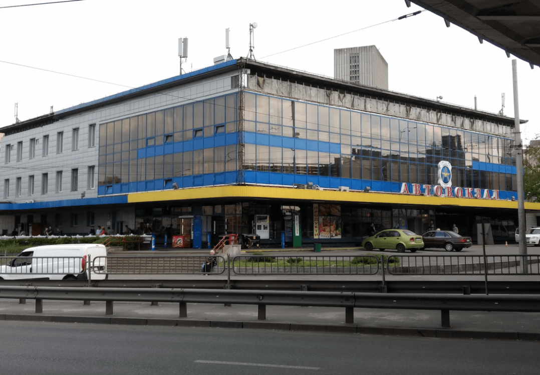 Держава продала центральний автовокзал Києва та низку автостанцій за 230,9 млн грн