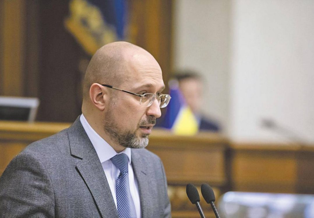 Україна не зможе виплатити 9 млрд доларів боргів без підтримки міжнародних фінансових організацій