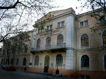 Студенти одеського вишу протестують через відключення опалення та гарячої води