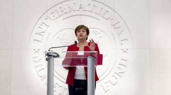 Голова МВФ: криза через коронавірус розбиває надії на міцне економічне зростання у 2020 році