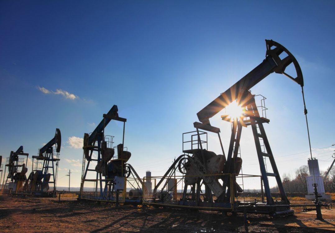 Ціни на нафту обвалились на 30 % – це найбільше падіння з 1991 року